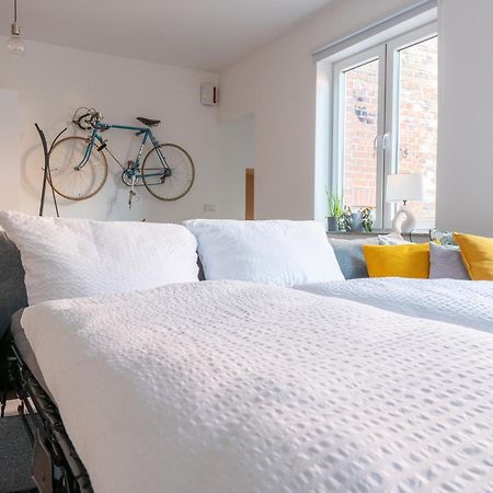 Luxurioeses Apartment, 10Min Innenstadt, Parkplatz Ерфурт Екстериор снимка