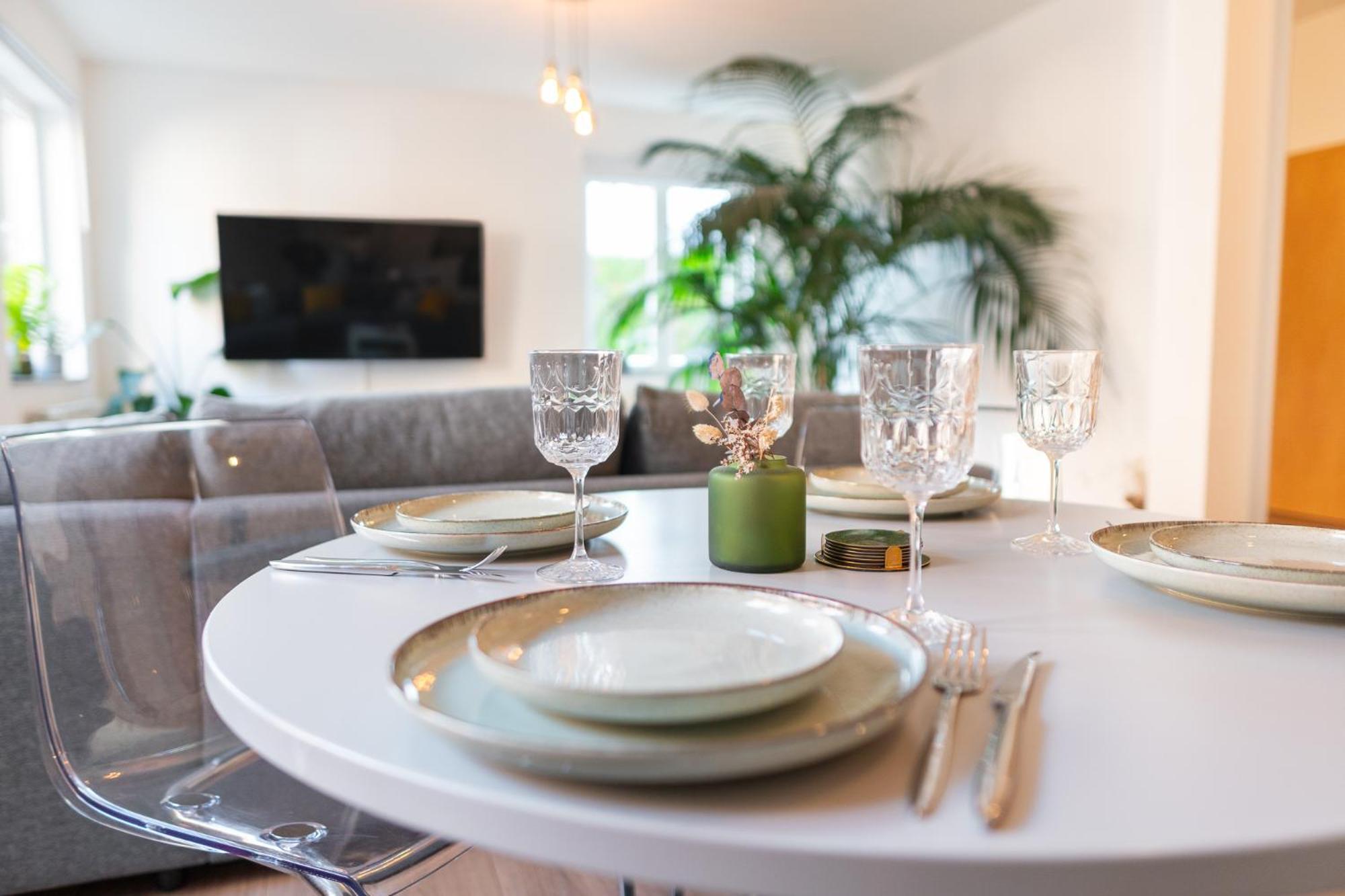 Luxurioeses Apartment, 10Min Innenstadt, Parkplatz Ерфурт Екстериор снимка