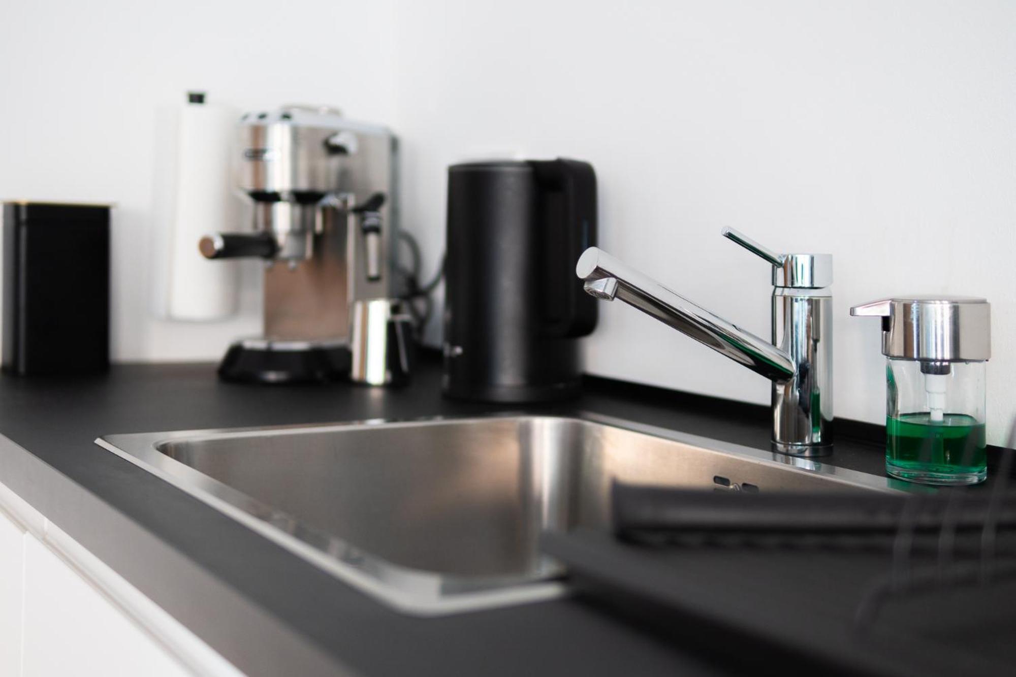 Luxurioeses Apartment, 10Min Innenstadt, Parkplatz Ерфурт Екстериор снимка